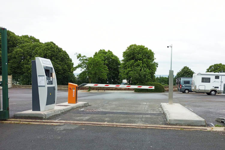 aire de camping cars reseau aireservices LE HAVRE entree